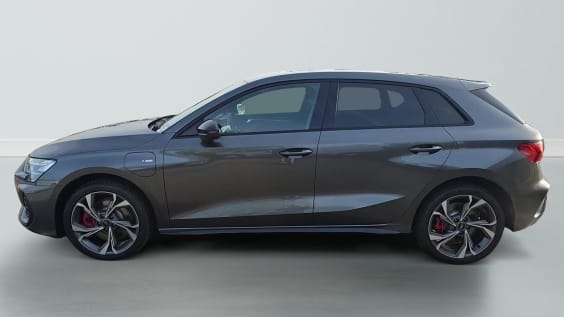 Audi A3 SPORTBACK 45 TFSI e Hybride rechargeable 272 S tronic 6 S line Gris Daytona