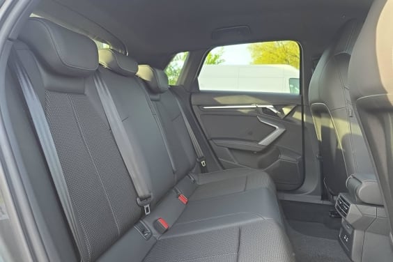 Audi A3 SPORTBACK 45 TFSI e Hybride rechargeable 272 S tronic 6 S line Gris Daytona
