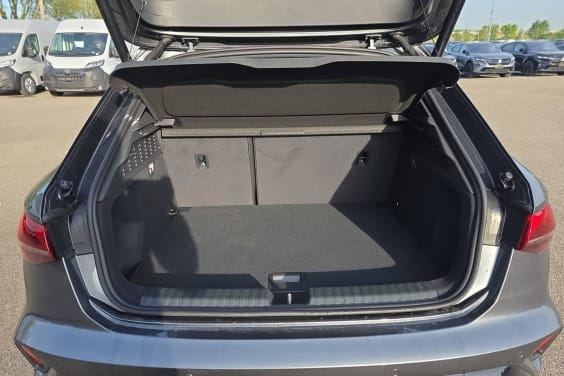 Audi A3 SPORTBACK 45 TFSI e Hybride rechargeable 272 S tronic 6 S line Gris Daytona