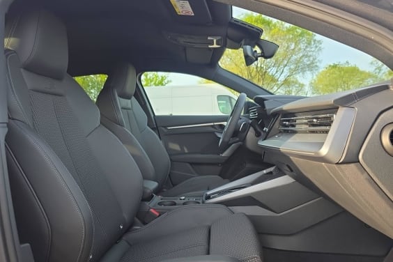 Audi A3 SPORTBACK 45 TFSI e Hybride rechargeable 272 S tronic 6 S line Gris Daytona