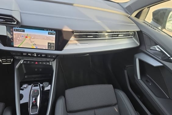 Audi A3 SPORTBACK 45 TFSI e Hybride rechargeable 272 S tronic 6 S line Gris Daytona