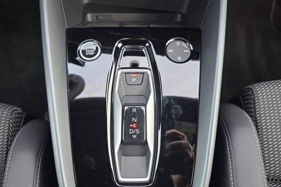 Audi A3 SPORTBACK 45 TFSI e Hybride rechargeable 272 S tronic 6 S line Gris Daytona