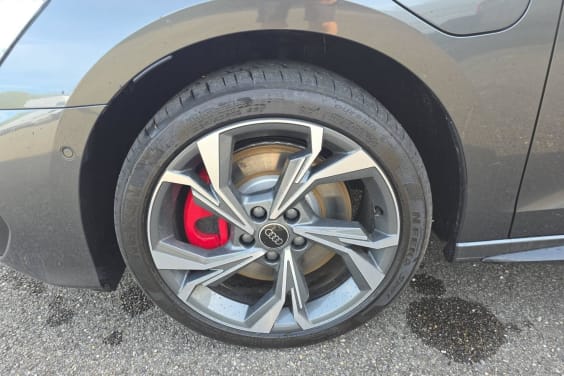 Audi A3 SPORTBACK 45 TFSI e Hybride rechargeable 272 S tronic 6 S line Gris Daytona