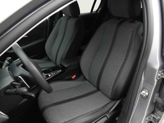 Peugeot 208 HYBRID 110 AUT ALLURE Gris