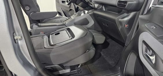 Peugeot Rifter Rifter M BlueHDi 100 S&S BVM6 5pl Allure gris artense