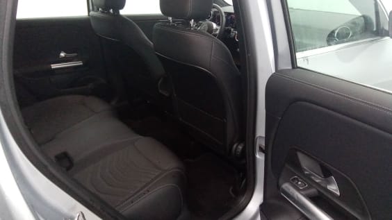Mercedes-Benz GLA 250 E 8G-DCT BUSINESS LINE Argent High-Tech Métallisé
