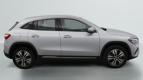Mercedes-Benz GLA 250 E 8G-DCT BUSINESS LINE Argent High-Tech Métallisé