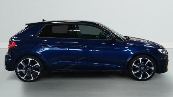 Audi A1 Sportback A1 Sportback 30 TFSI 116 ch S tronic 7 Black Edition Bleu Navarre