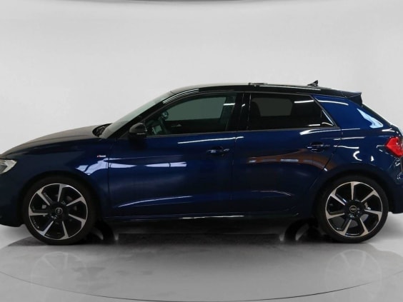 Audi A1 Sportback A1 Sportback 30 TFSI 116 ch S tronic 7 Black Edition Bleu Navarre