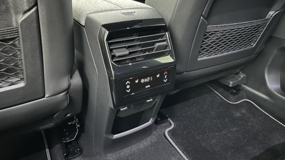 Peugeot 5008 5008 III 1.2 Hybrid 145ch GT e-DCS6 gris artense