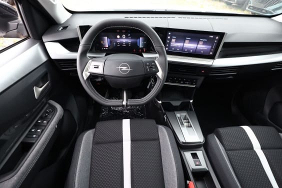 Opel FRONTERA Hybrid 145 GS Blanc