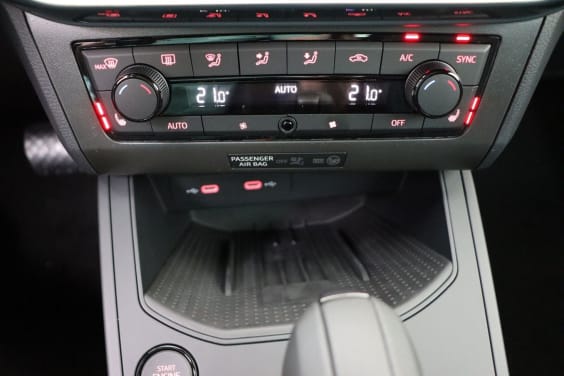 Seat Arona Play Plus 1,0 TSI 115 hp DSG7 Black