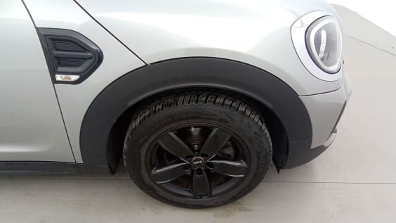 Mini Countryman F60 LCI COUNTRYMAN 136 CH BVA7 COOPER ESSENTIAL Melting Silver Iii