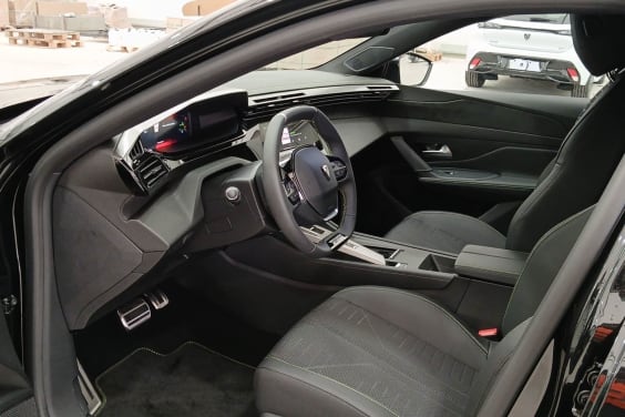 Peugeot NOUVELLE 308 308 BlueHDi 130ch S&S EAT8 GT Noir Perla Nera