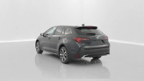 Toyota Corolla Touring Sport COROLLA TOURING SPORT 1.8 Hybride 140ch Design Noir Intense Métallisé