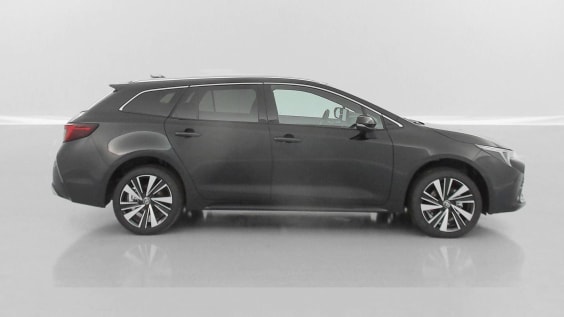 Toyota Corolla Touring Sport COROLLA TOURING SPORT 1.8 Hybride 140ch Design Noir Intense Métallisé