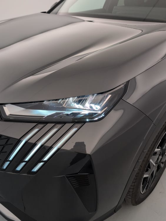 Peugeot 3008 Hybrid 145 e-DCS6 Allure Gris Titane