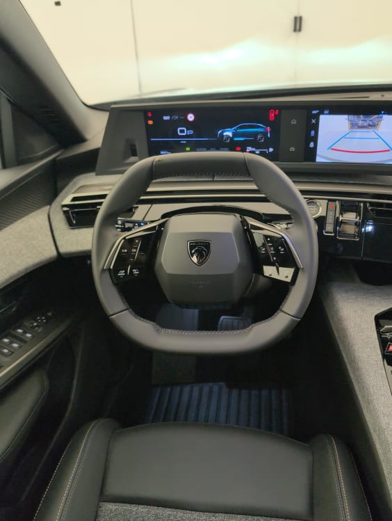 Peugeot 3008 Hybrid 145 e-DCS6 Allure Gris Titane