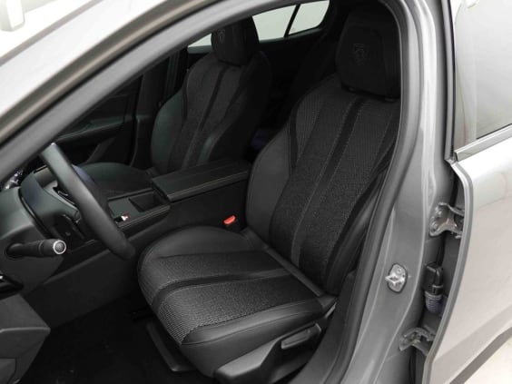 Peugeot 408 PHEV 225 e-EAT8 GT Gris