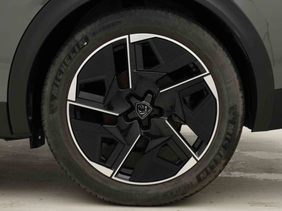 Peugeot 408 PHEV 225 e-EAT8 GT Gris