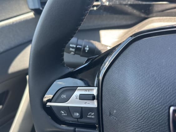 Peugeot 408 Hybrid 145 allure e-dcs6 Bleu