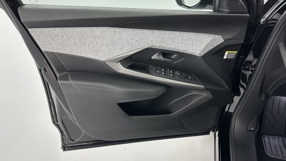 Peugeot 5008 1.2 HYBRID 145CH ALLURE E-DCS6 Noir Perla Nera