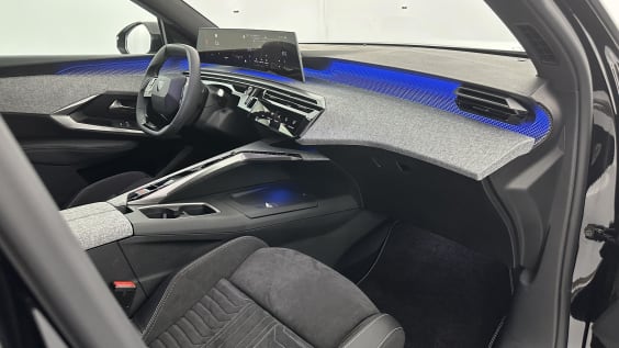 Peugeot 5008 5008 III 1.2 Hybrid 145ch GT e-DCS6 Noir Perla Nera