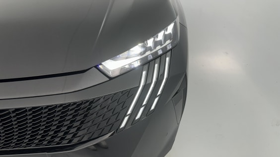 Peugeot 5008 5008 III 1.2 Hybrid 145ch GT e-DCS6 Noir Perla Nera
