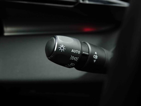 Peugeot 308 Hybrid 145 e-DCS6 GT Blanc