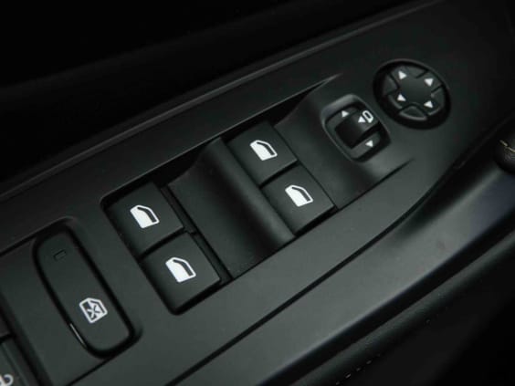 Peugeot 308 Hybrid 145 e-DCS6 GT Blanc