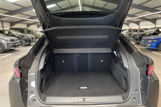 Peugeot 3008 Hybrid 145 e-DCS6 Allure Gris Titane