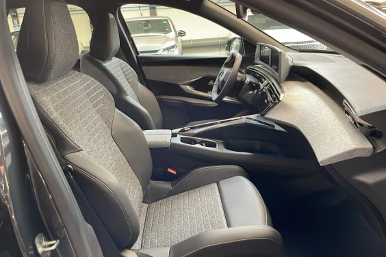 Peugeot 3008 Hybrid 145 e-DCS6 Allure Gris Titane