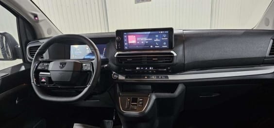 Peugeot Traveller Traveller M Diesel 180 ch Automatique Business Noir Perla
