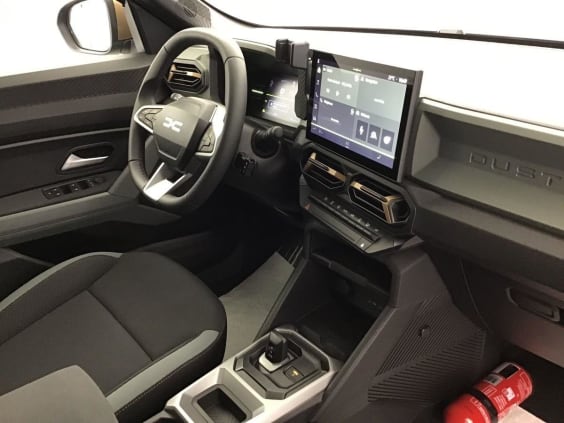Dacia DUSTER Extreme + 1.8 HYBRID 155 Noir Nacre
