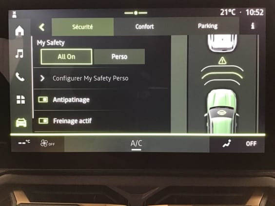 Dacia DUSTER Extreme + 1.8 HYBRID 155 Noir Nacre