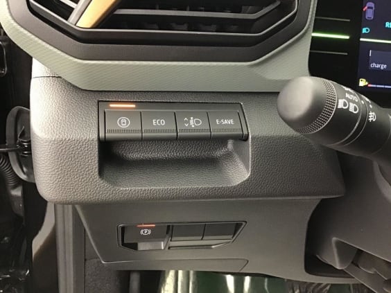 Dacia DUSTER Extreme + 1.8 HYBRID 155 Noir Nacre