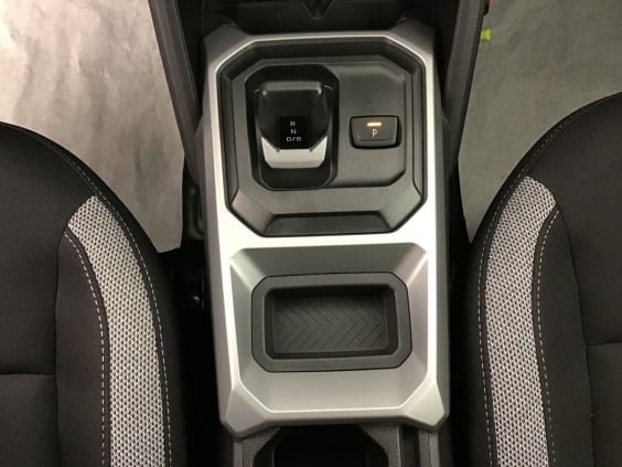 Dacia DUSTER JOURNEY 1.8 HYBRID 155 Brun Terracotta