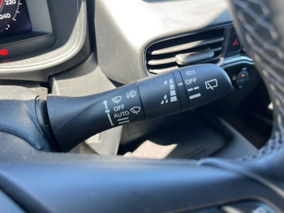Nissan JUKE 1.0 DIG-T 114 N-Connecta Gris