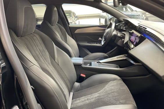 Peugeot 308 SW PHEV 225 e-EAT8 GT Noir Perla Nera