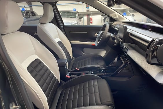 Citroën E-C3 AIRCROSS 113 AUTONOMIE CONFORT MAX Vert Montana / Toit Blanc