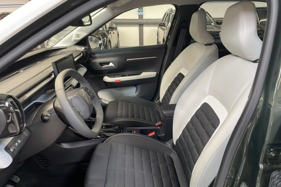 Citroën E-C3 AIRCROSS 113 AUTONOMIE CONFORT MAX Vert Montana / Toit Blanc