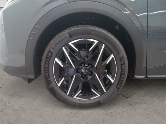 Peugeot 3008 Hybrid 145 e-DCS6 GT Gris Titane