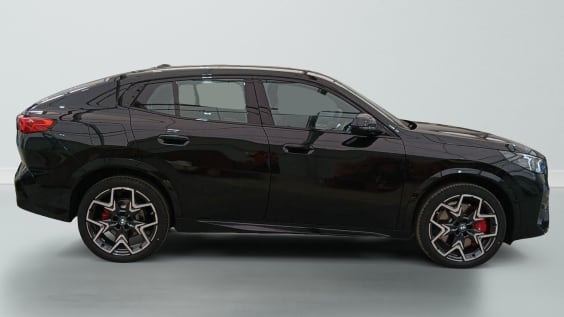 BMW X2 U10 X2 sDrive 18d 150ch DKG7 M Sport Saphirschwarz