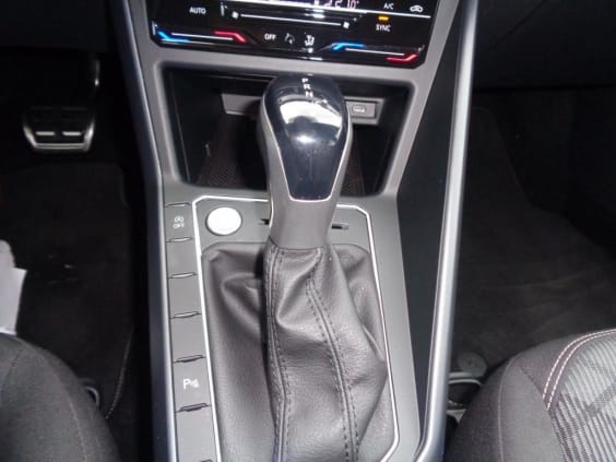 Volkswagen Taigo Taigo 1.0 TSI 110 DSG7 R-Line Gris