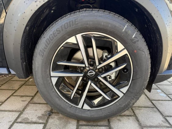 Nissan JUKE 114 N-CONNECTA Noir