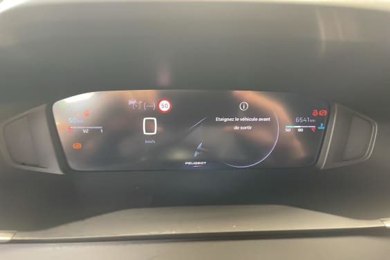 Peugeot 2008 100 S&S BVM6 Allure Blanc Okenite