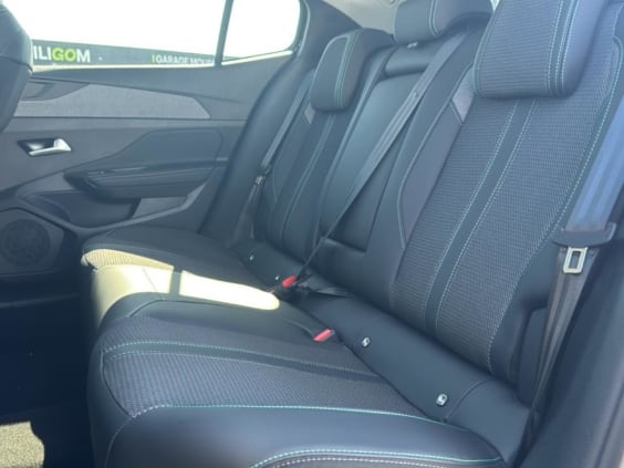 Peugeot 408 Hybrid 145 allure e-dcs6 Noir