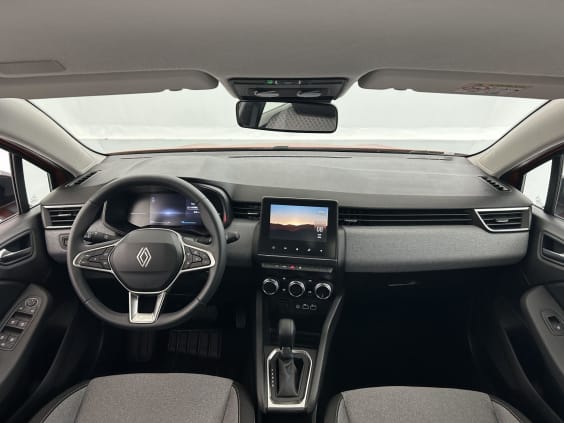 Renault Clio E-Tech full hybrid 145 Evolution Orange