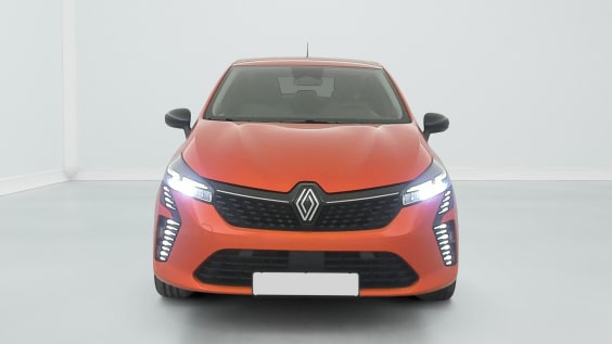 Renault Clio E-Tech full hybrid 145 Evolution Orange