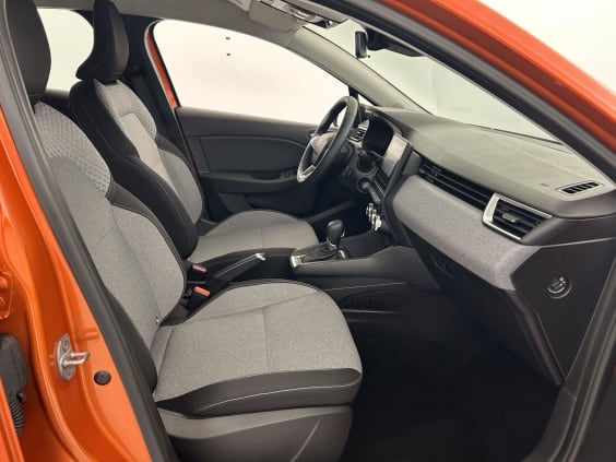 Renault Clio E-Tech full hybrid 145 Evolution Orange